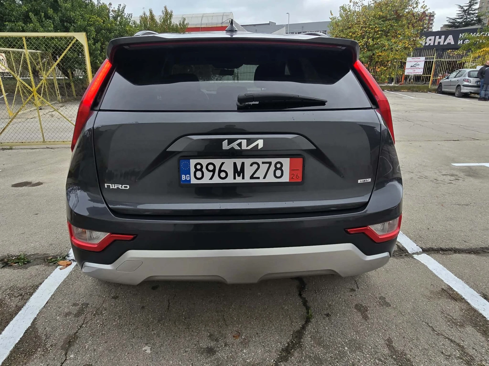 Kia Niro Lx, снимка 5 - Автомобили и джипове - 56730046