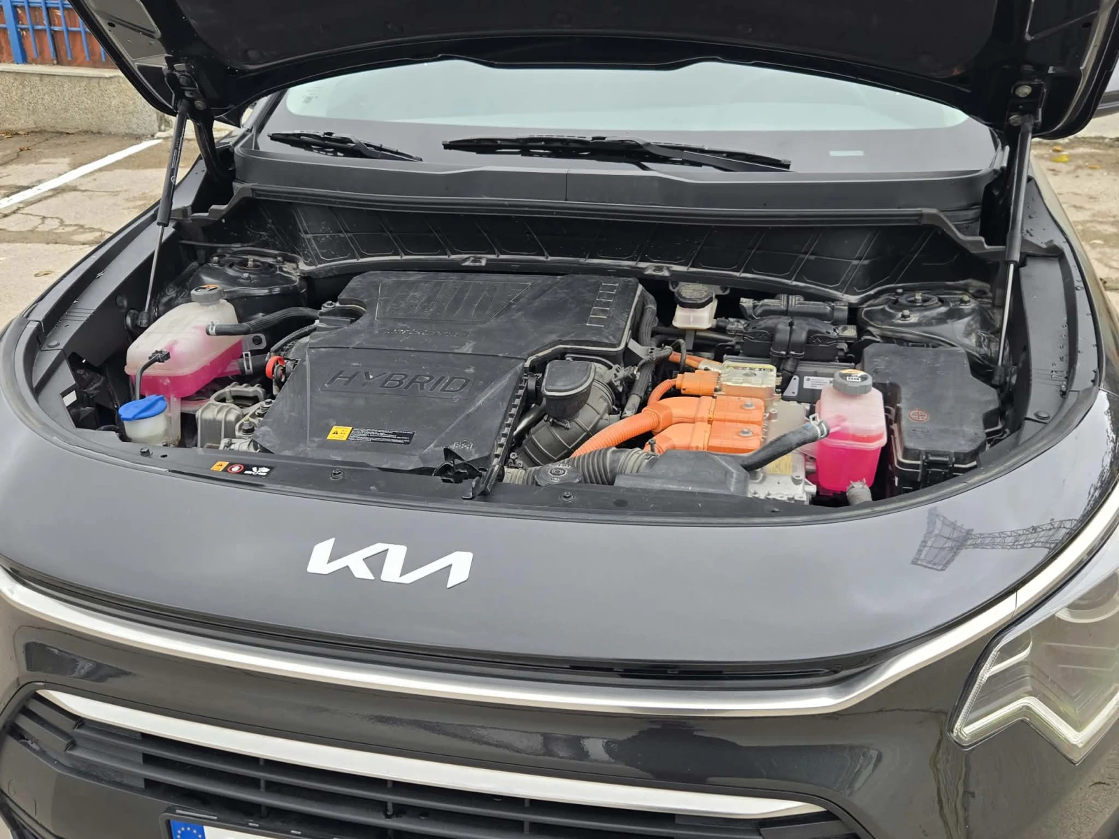 Kia Niro Lx, снимка 16 - Автомобили и джипове - 56730046