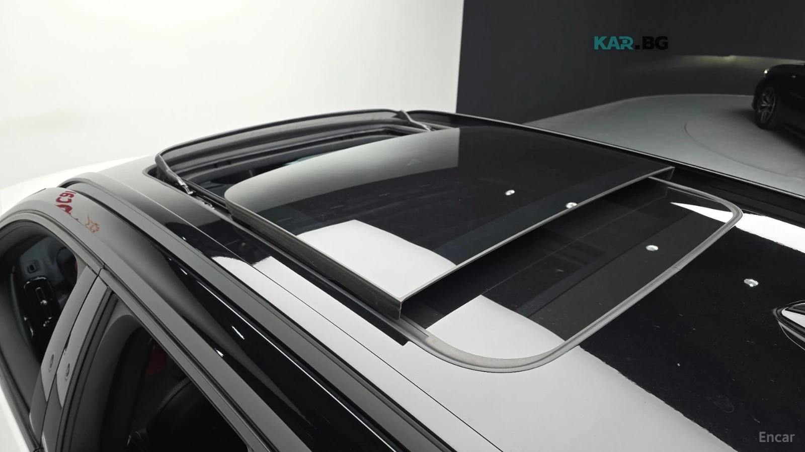 Volvo XC40 T4 R-design* * Camera* * Memory* * Panorama* * , снимка 15 - Автомобили и джипове - 56735999
