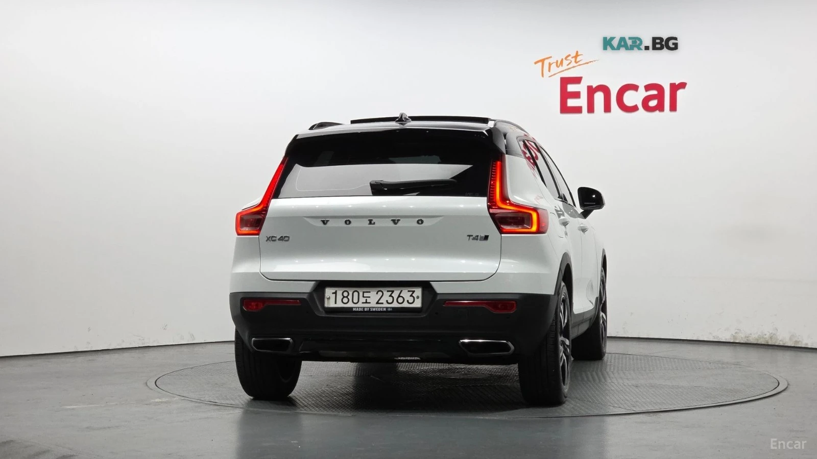 Volvo XC40 T4 R-design* * Camera* * Memory* * Panorama* * , снимка 4 - Автомобили и джипове - 56735999