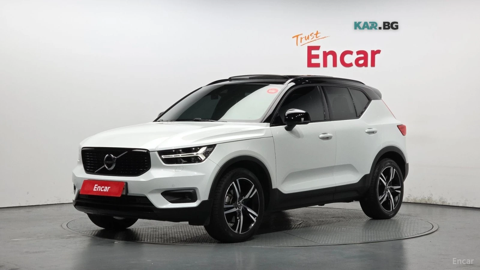 Volvo XC40 T4 R-design* * Camera* * Memory* * Panorama* * 