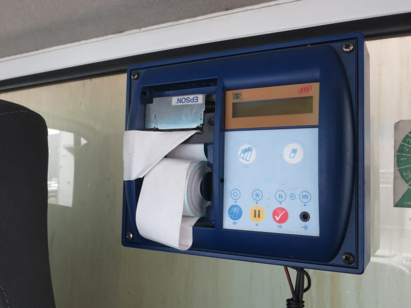 Renault Master ХЛАДИЛЕН ФУРГОН, снимка 15 - Бусове и автобуси - 50624718