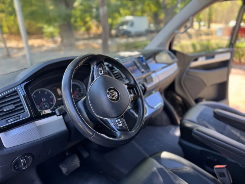 VW Multivan VW Multivan T6 Highline 204PS 4x4 DSG   FULL MAX, снимка 10 - Бусове и автобуси - 51780464
