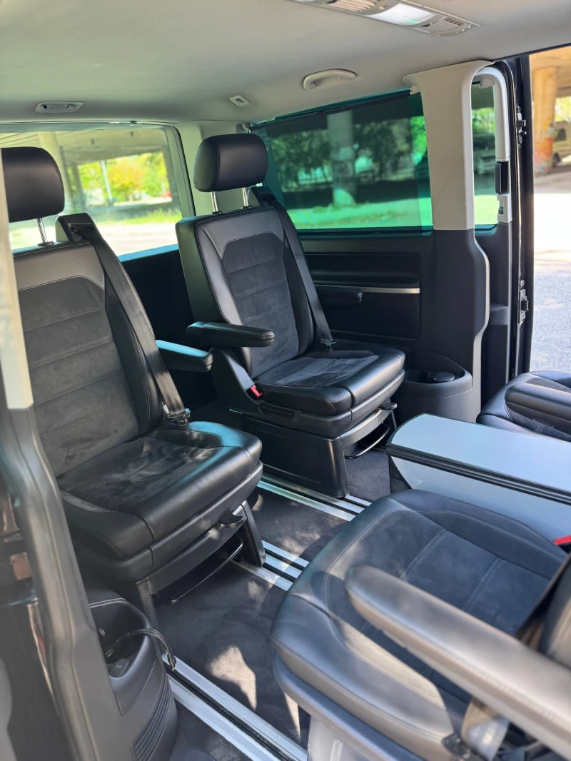 VW Multivan VW Multivan T6 Highline 204PS 4x4 DSG   FULL MAX, снимка 12 - Бусове и автобуси - 51780464