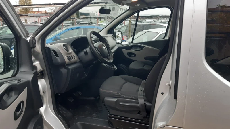 Renault Trafic 1, 6D-95 k.s.-8 места-ТОП състоние, снимка 10 - Бусове и автобуси - 52339303