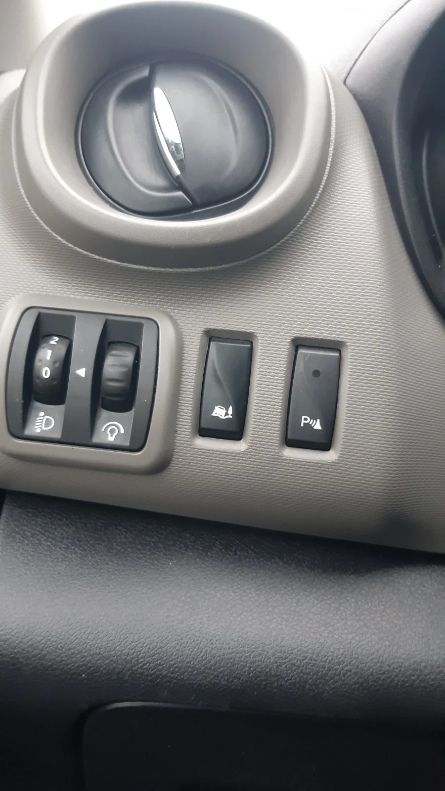 Renault Trafic 1, 6D-125 k.s.-8 -  | Mobile.bg   13