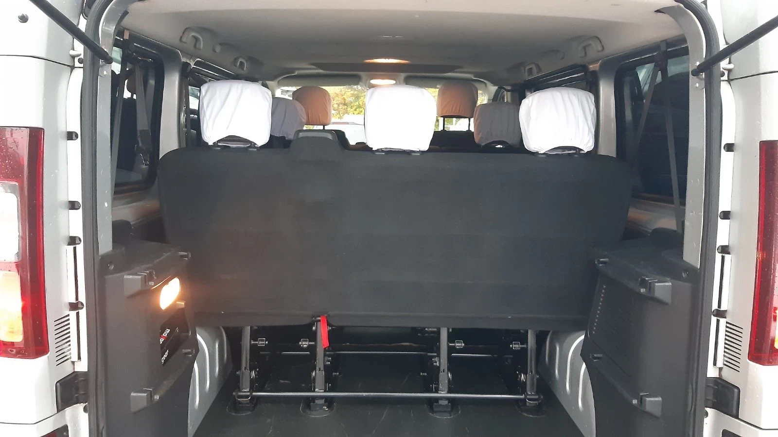 Renault Trafic 1, 6D-125 k.s.-8 места-ТОП състоние - изображение 7