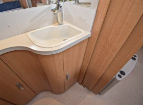 Каравана Knaus Sport 500+ форселт, снимка 10