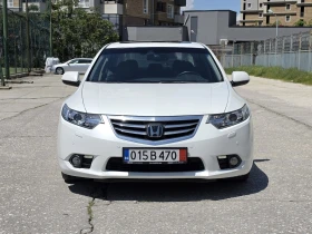 Honda Accord 2.4i-VTEC Дистроник Пълна сервизна история в ХОНДА, снимка 2