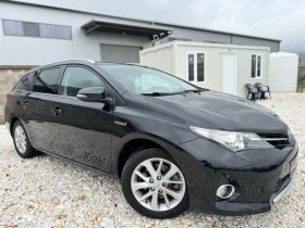 Toyota Auris 1.8 HYBRID / AVTOMAT / NAVI / CAMERA / PANORAMA 