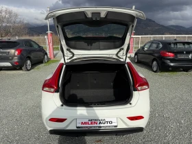 Volvo V40 (KATO НОВА) - 14900 лв. / 7618.25 € - 61112703 13