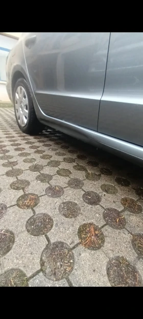 Skoda Superb 1.9 TDI - 3970 € / 7764.65 лв. - 49708491 6