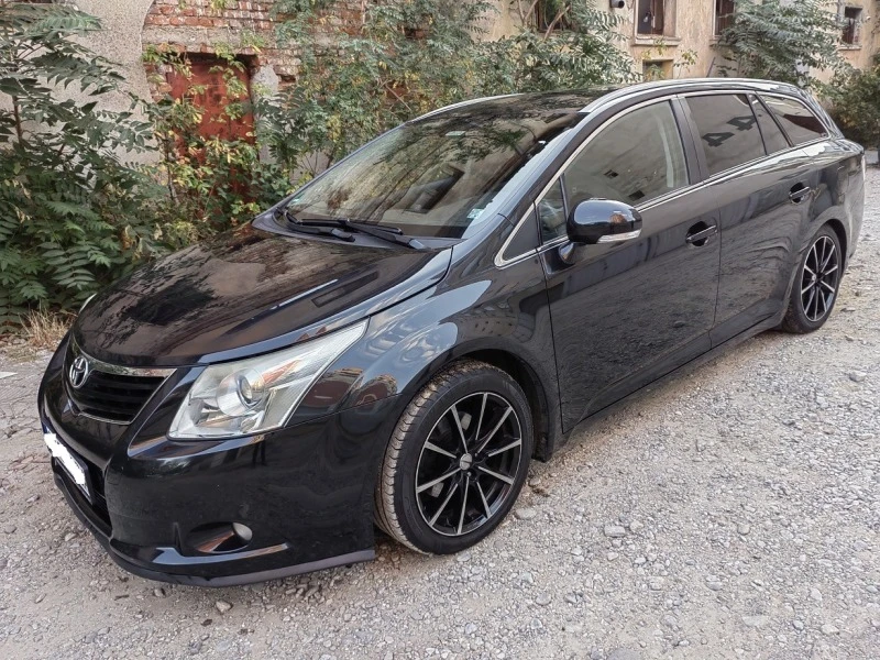 Toyota Avensis 1.8, снимка 3 - Автомобили и джипове - 47871806