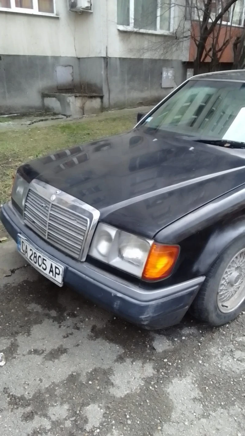 Mercedes-Benz E 230, снимка 3 - Автомобили и джипове - 48921112