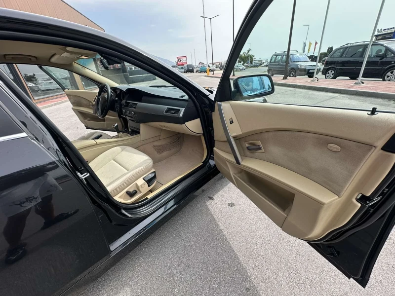 BMW 525 E60, снимка 10 - Автомобили и джипове - 51721735