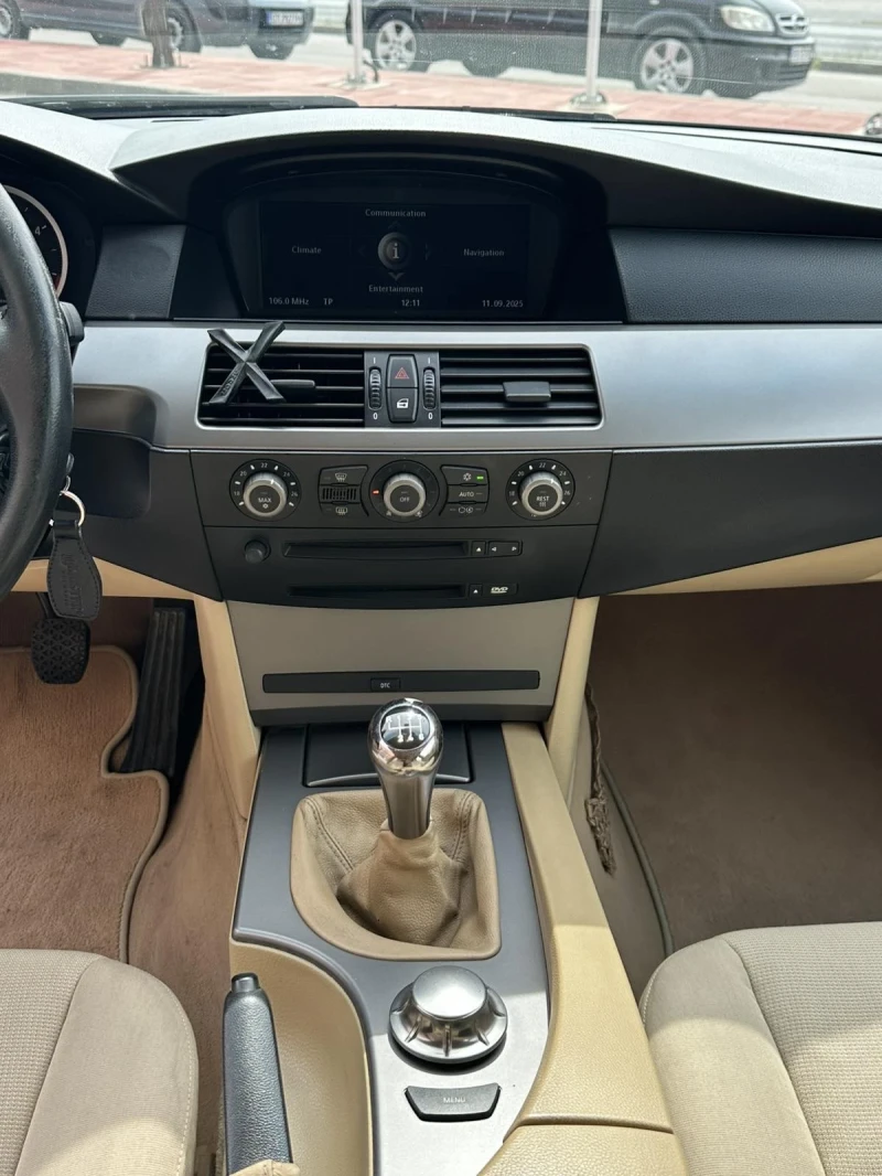 BMW 525 E60, снимка 7 - Автомобили и джипове - 51721735