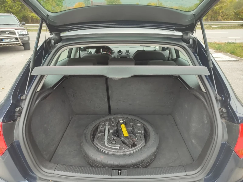 Audi A3 1.6i 102cv automatic , снимка 15 - Автомобили и джипове - 52303497