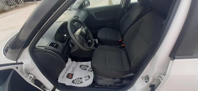 Skoda Fabia 1.2 TSI 86 k.c. 4 цилиндъра , снимка 12 - Автомобили и джипове - 52136673