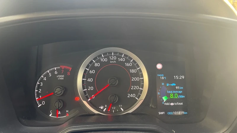 Toyota Corolla, снимка 10 - Автомобили и джипове - 52295683