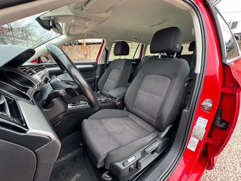 VW Passat ПЕРФЕКТЕН !!!!!!, снимка 9 - Автомобили и джипове - 52575294