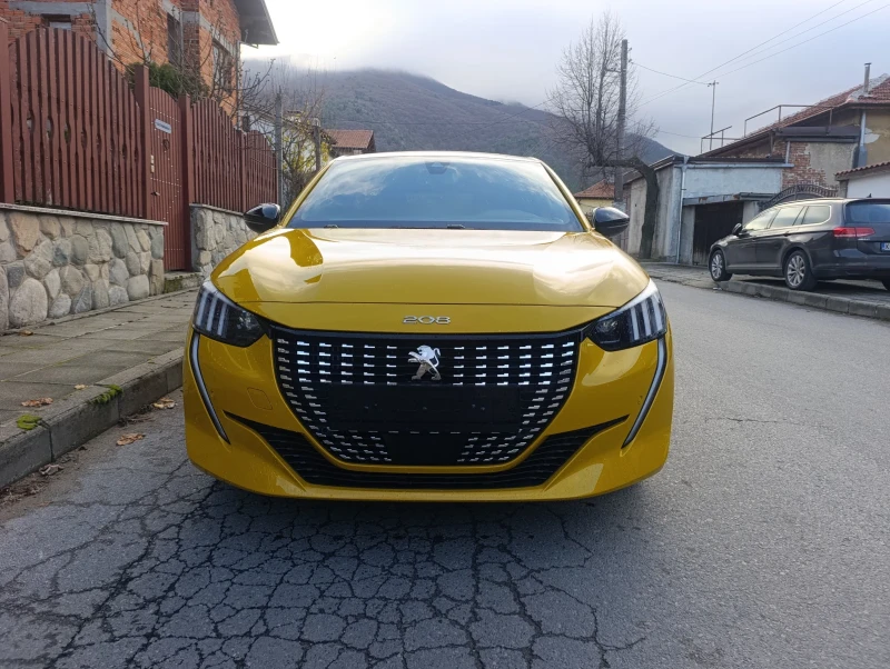 Peugeot 208 208 GT-line , снимка 15 - Автомобили и джипове - 52696645