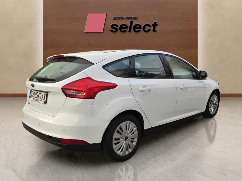 Ford Focus 1.5 TDCi, снимка 5 - Автомобили и джипове - 53255695