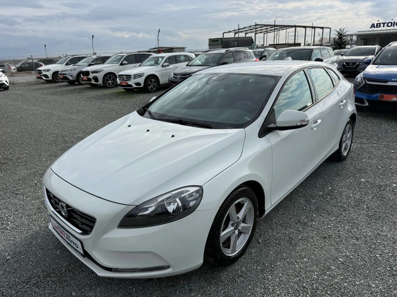 Volvo V40 (KATO НОВА) - 14900 лв. / 7618.25 € - 61112703 1
