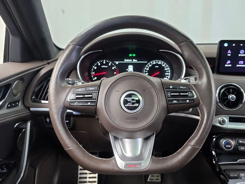 Kia Stinger 3.3 GT AWD Masters Turbo Package| 365�.�. | Mobile.bg � ����������� 13
