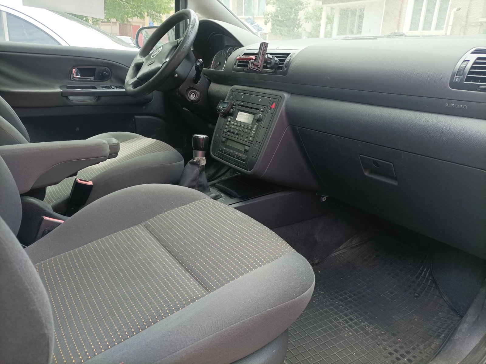 Seat Alhambra  - изображение 6