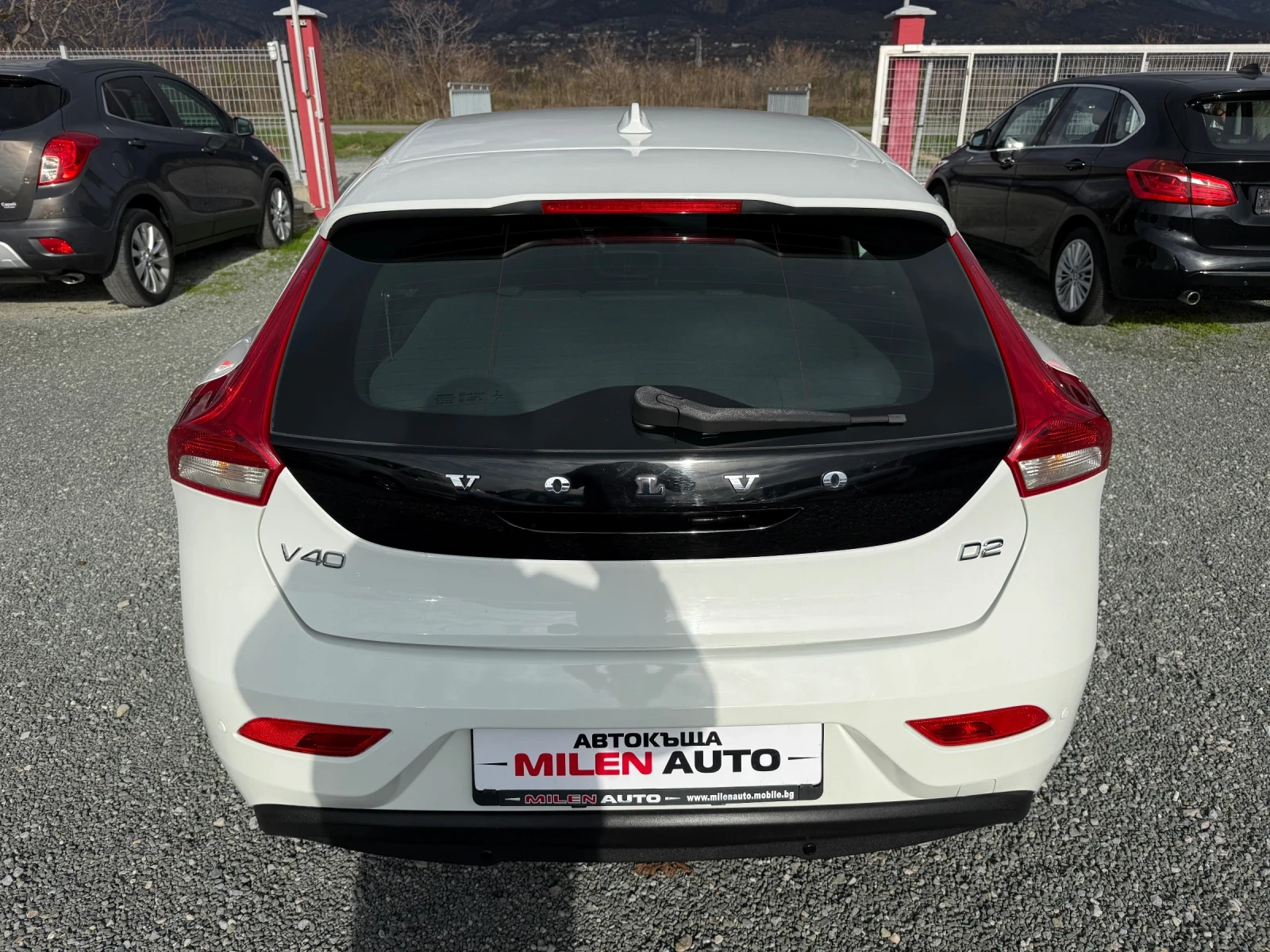 Volvo V40 (KATO НОВА) - изображение 7