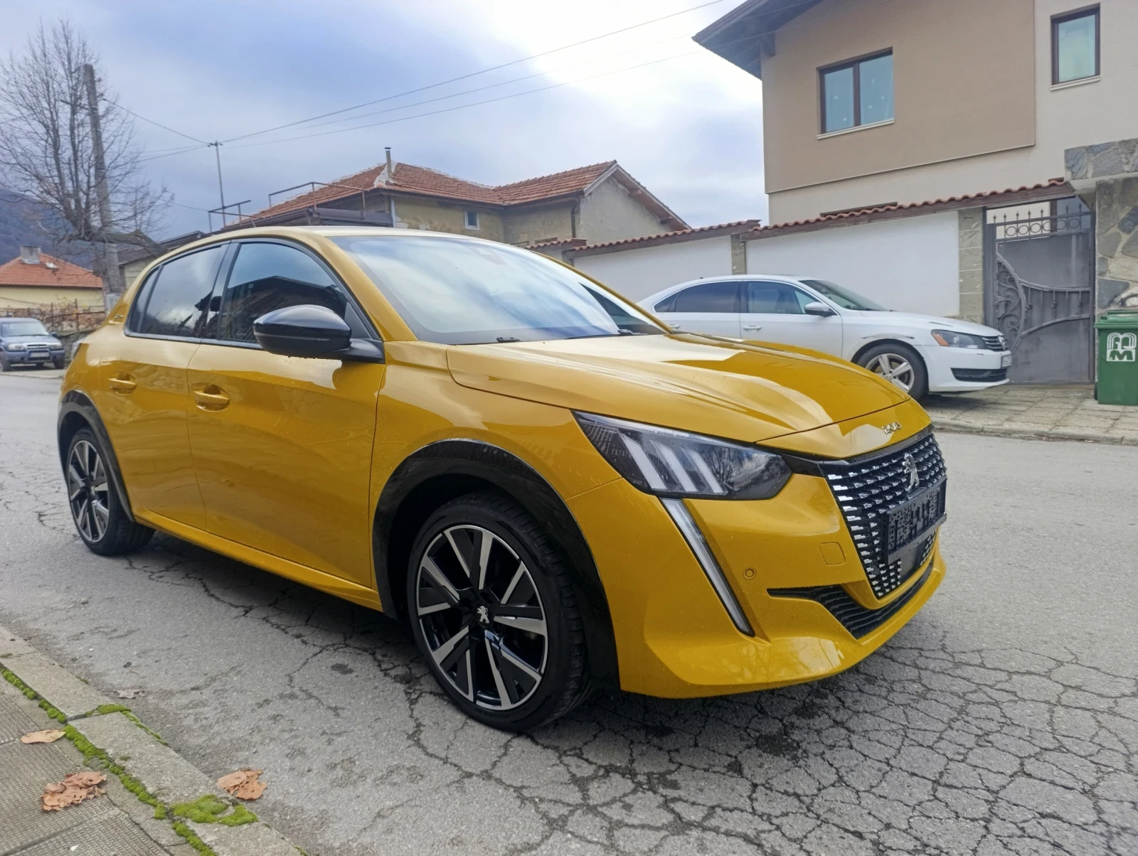 Peugeot 208 208 GT-line  | Mobile.bg   7