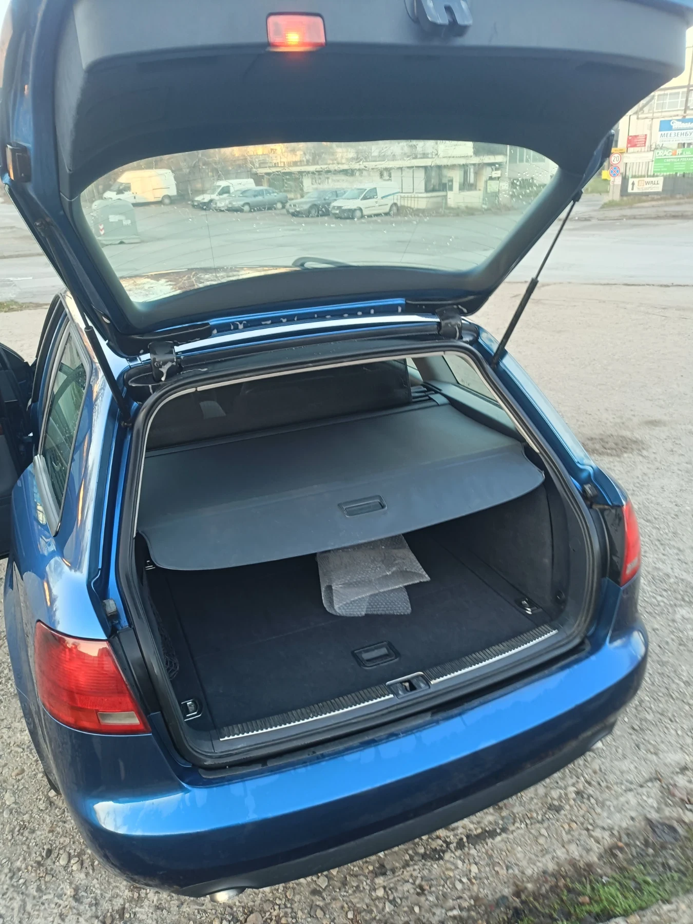 Audi A4 Avant  - изображение 7