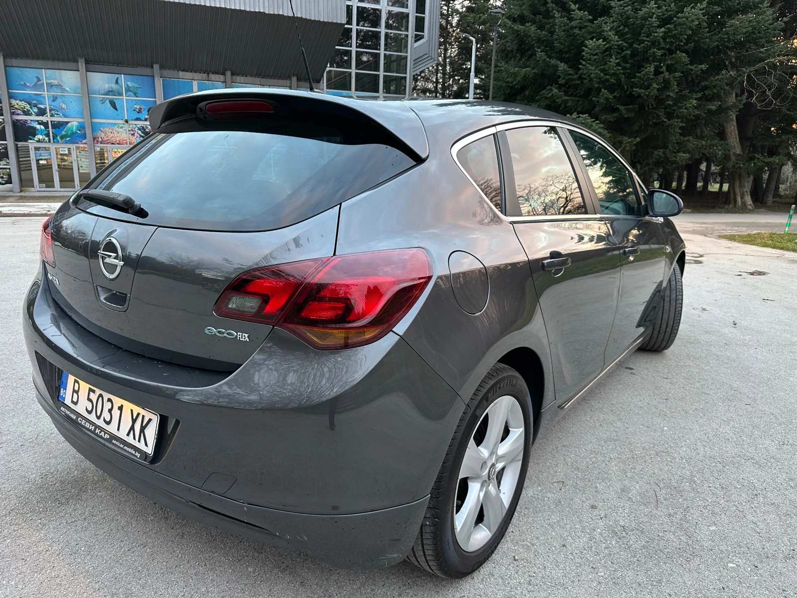 Opel Astra 1.4 EcoFlex - изображение 6