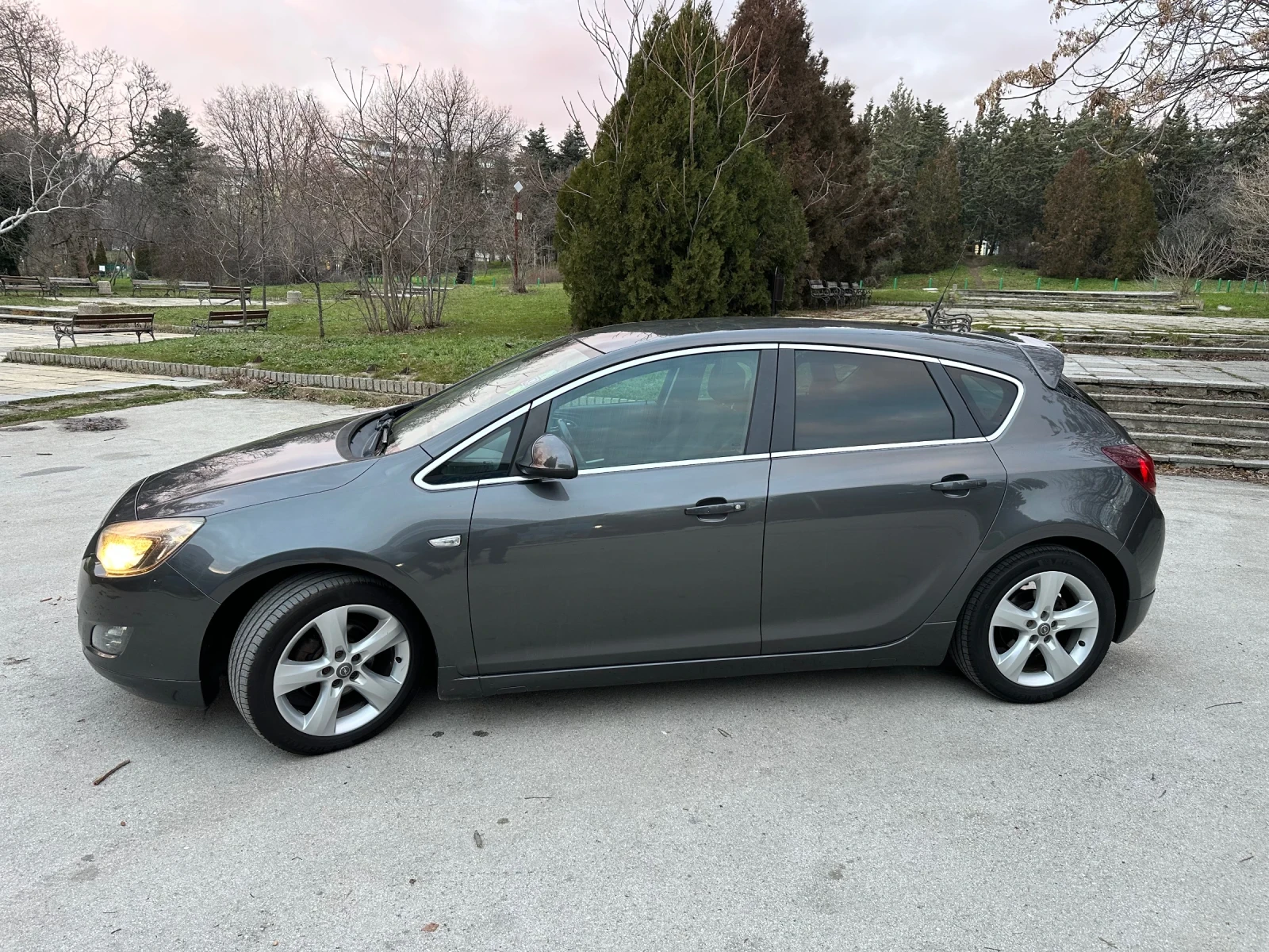 Opel Astra 1.4 EcoFlex - изображение 3