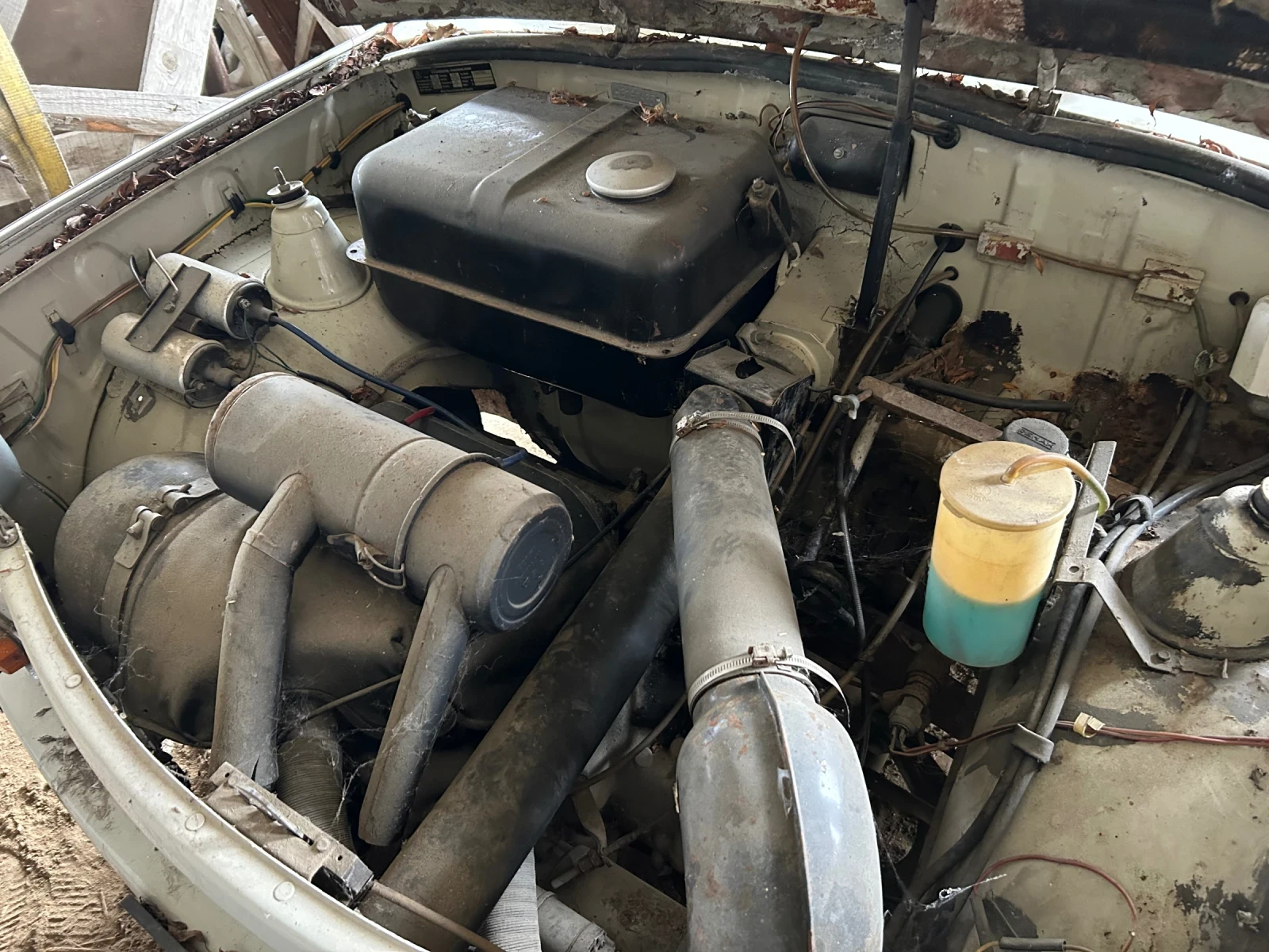 Trabant 601  - изображение 7