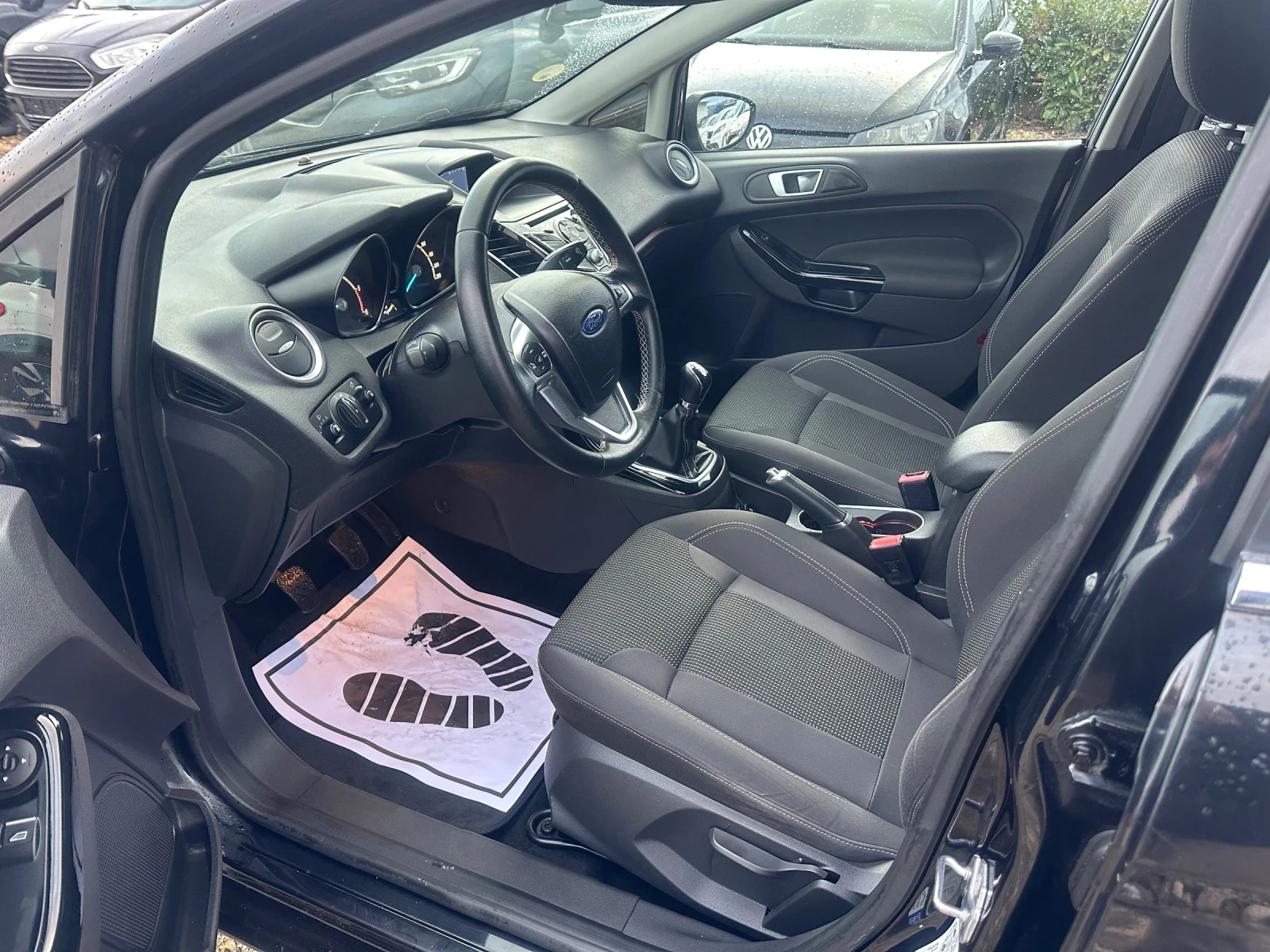 Ford Fiesta  - изображение 6