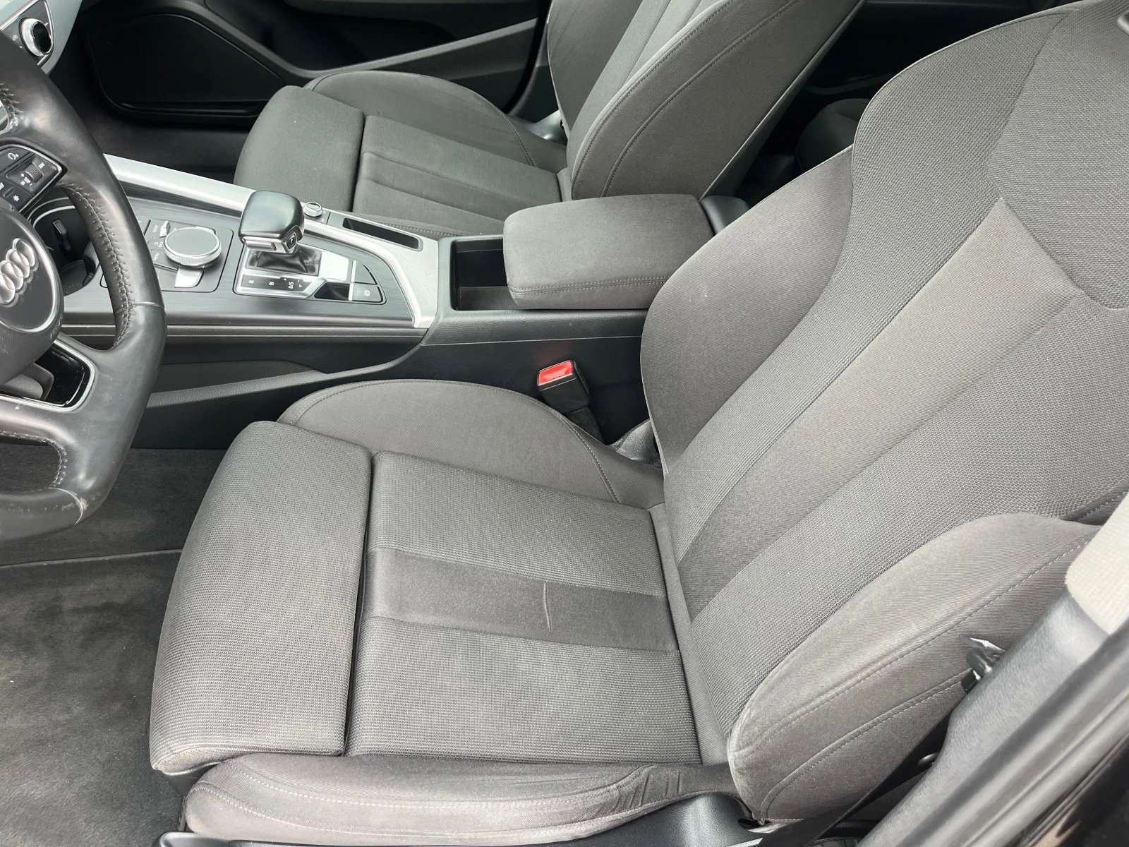 Audi A4 40 TDI quattro S line Edition, снимка 11 - Автомобили и джипове - 54113193