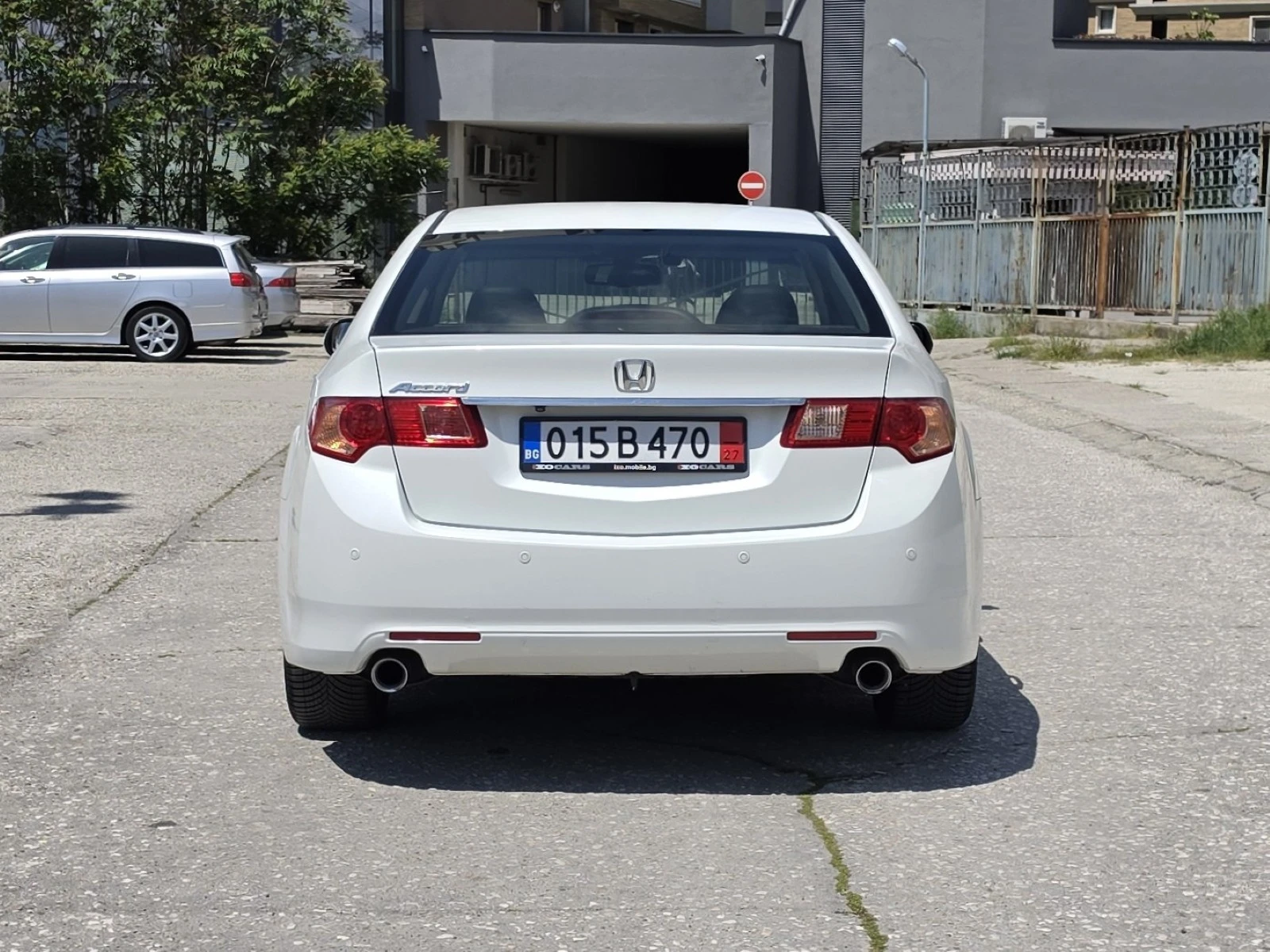 Honda Accord 2.4i-VTEC Дистроник Пълна сервизна история в ХОНДА, снимка 6 - Автомобили и джипове - 54236084