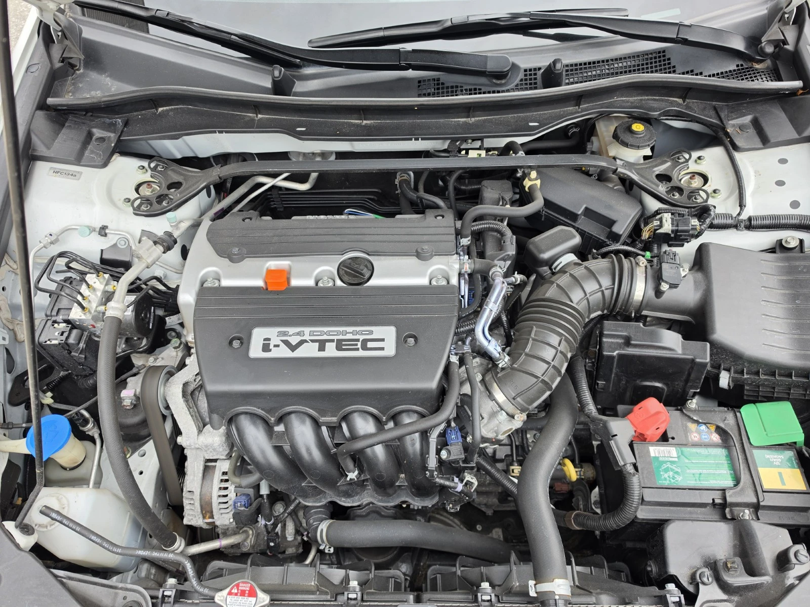 Honda Accord 2.4i-VTEC Дистроник Пълна сервизна история в ХОНДА, снимка 10 - Автомобили и джипове - 54236084