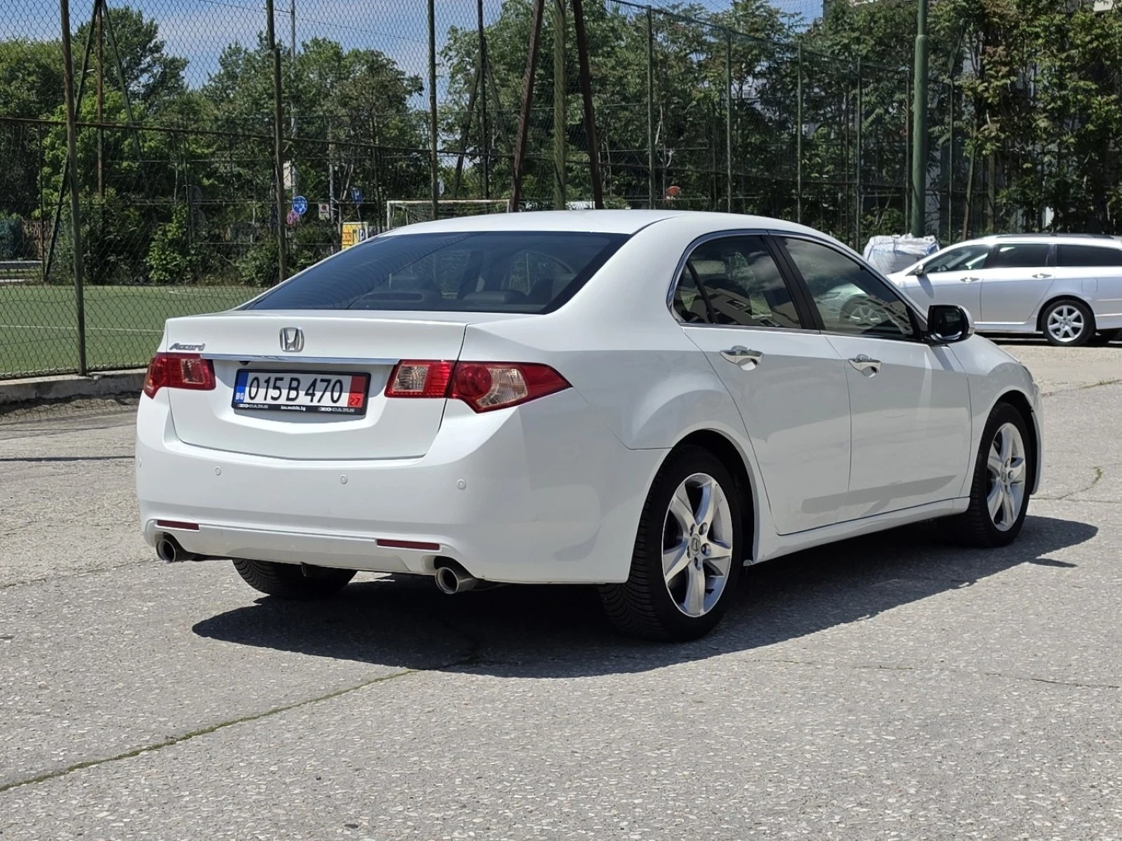 Honda Accord 2.4i-VTEC Дистроник Пълна сервизна история в ХОНДА, снимка 5 - Автомобили и джипове - 54236084