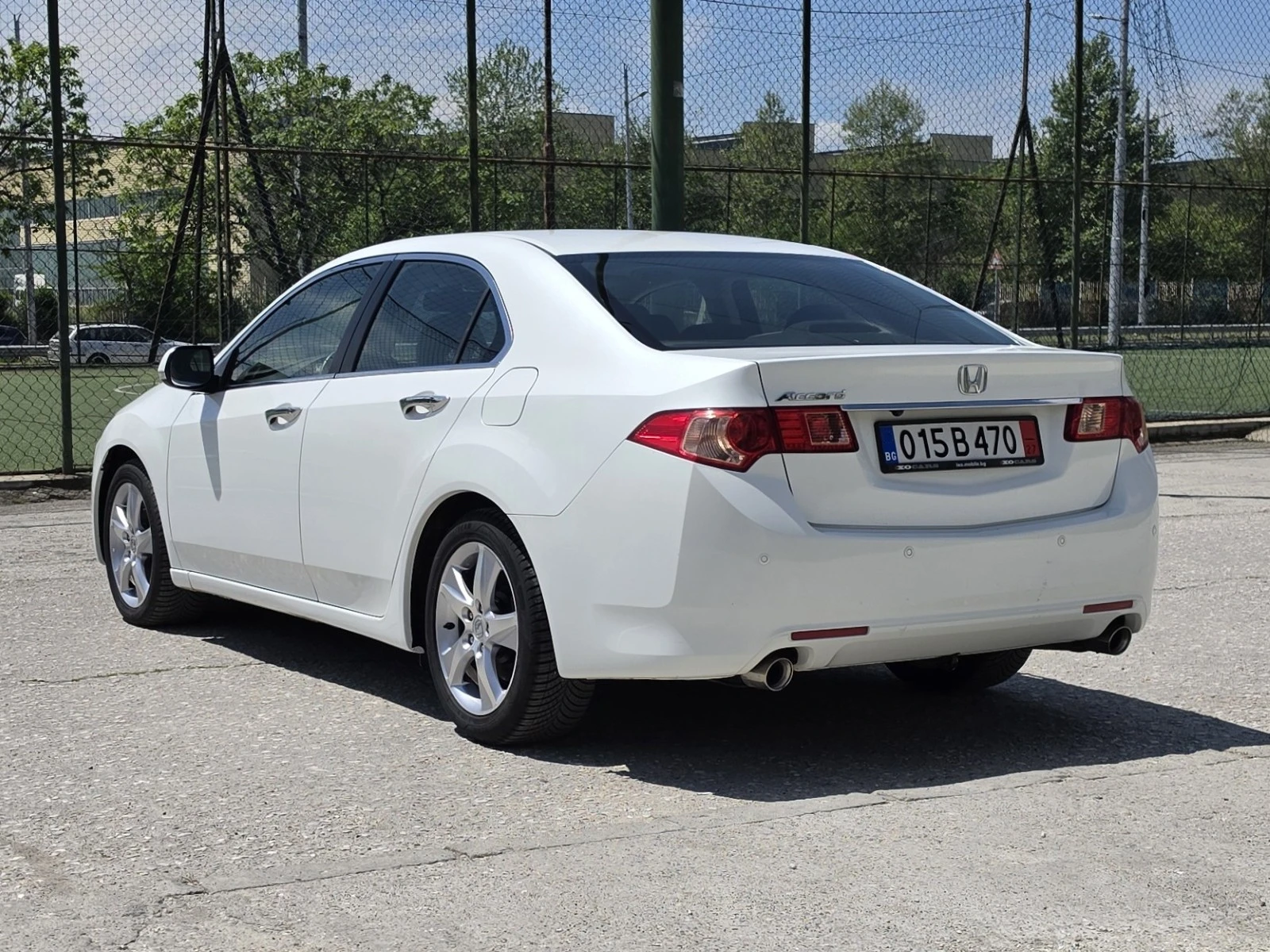 Honda Accord 2.4i-VTEC Дистроник Пълна сервизна история в ХОНДА, снимка 7 - Автомобили и джипове - 54236084