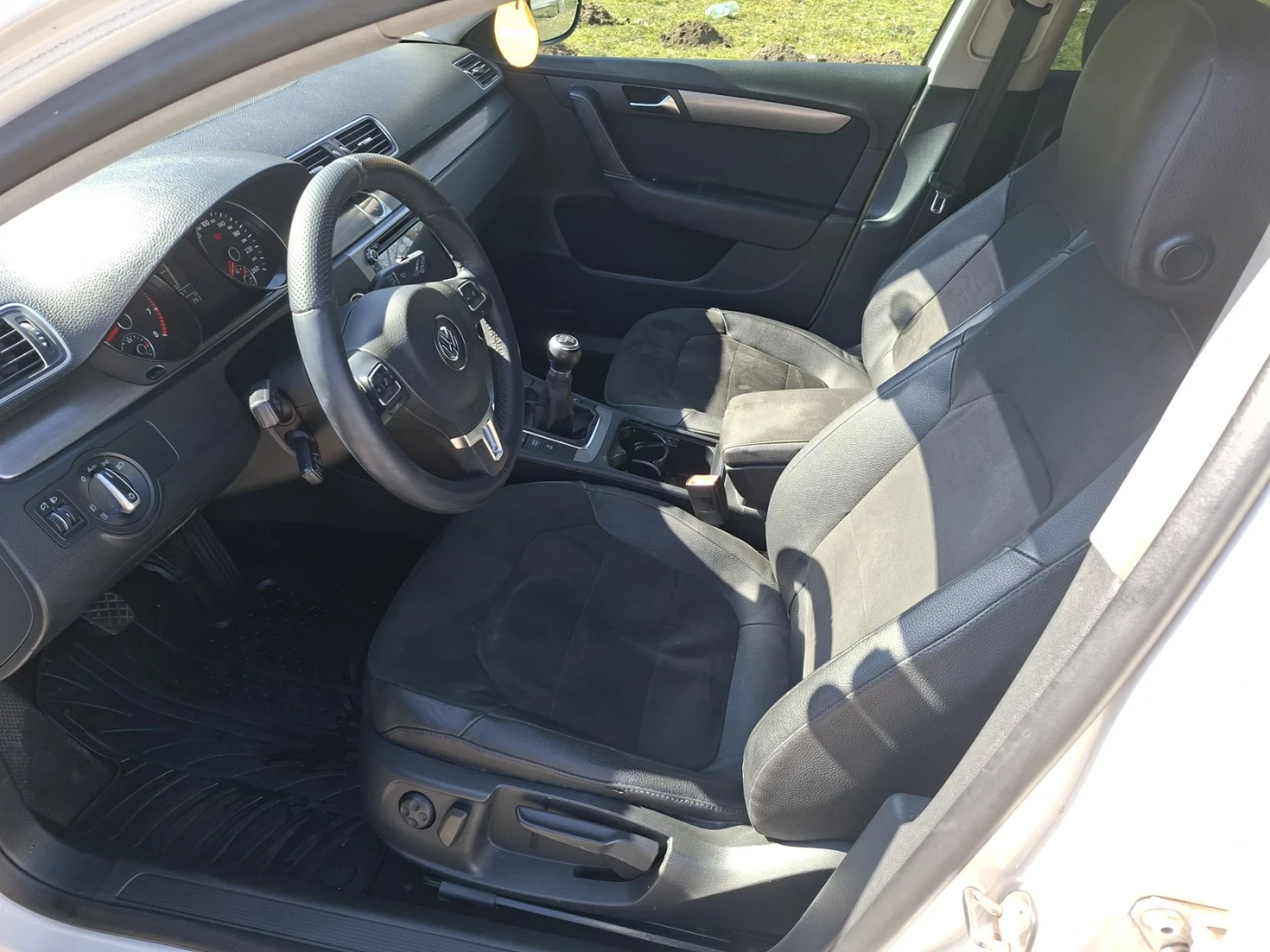 VW Passat 1.4 TSI, снимка 10 - Автомобили и джипове - 54283478