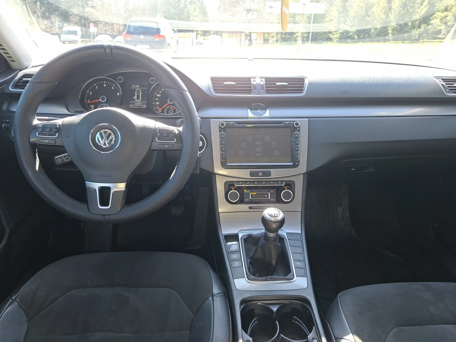 VW Passat 1.4 TSI, снимка 12 - Автомобили и джипове - 54283478