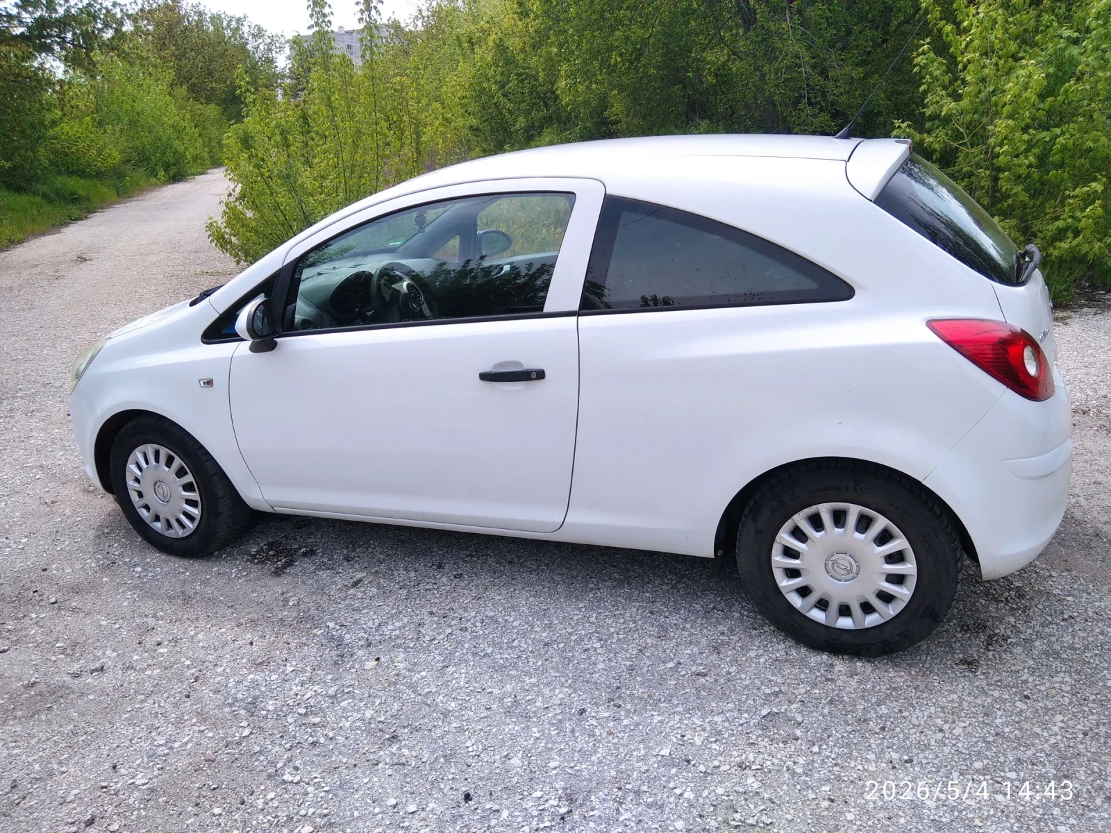 Opel Corsa ECO 4 CILINDARA KLIMA, снимка 3 - Автомобили и джипове - 54419343