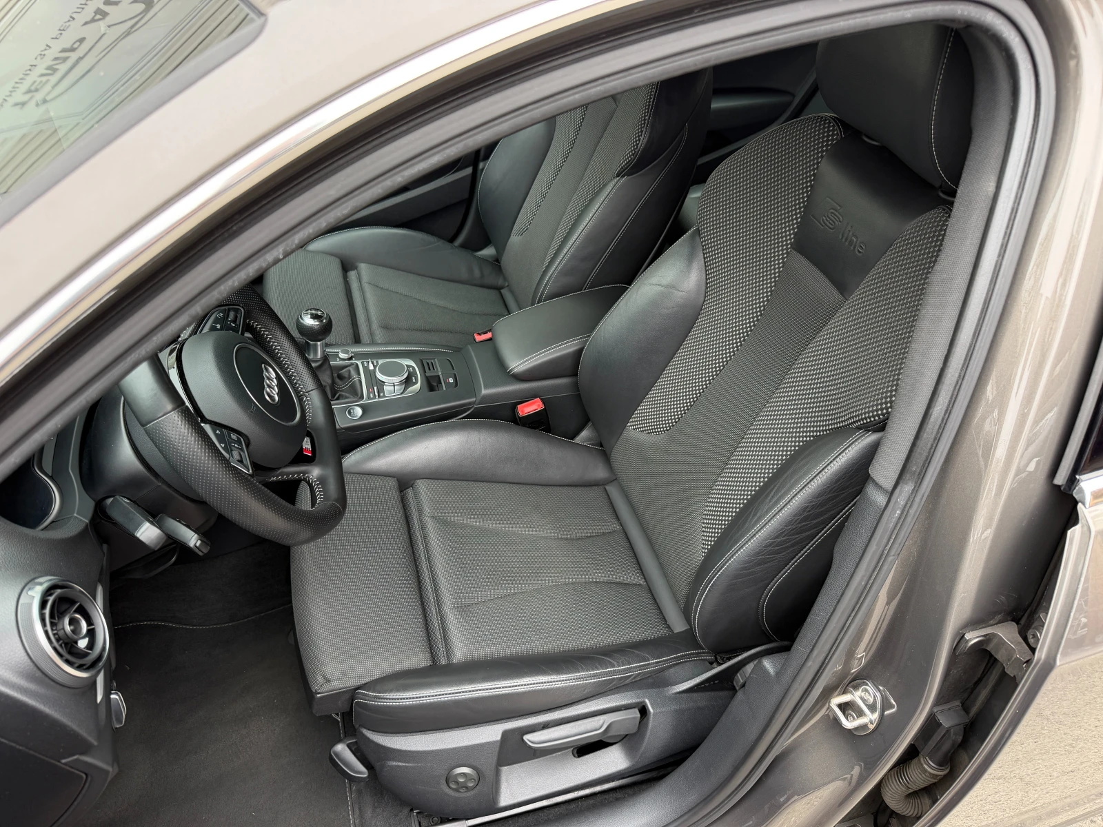 Audi A3 2.0TDI* СЕРВИЗНА КНИЖКА С ПЪЛНА ИСТОРИЯ, снимка 7 - Автомобили и джипове - 54484971