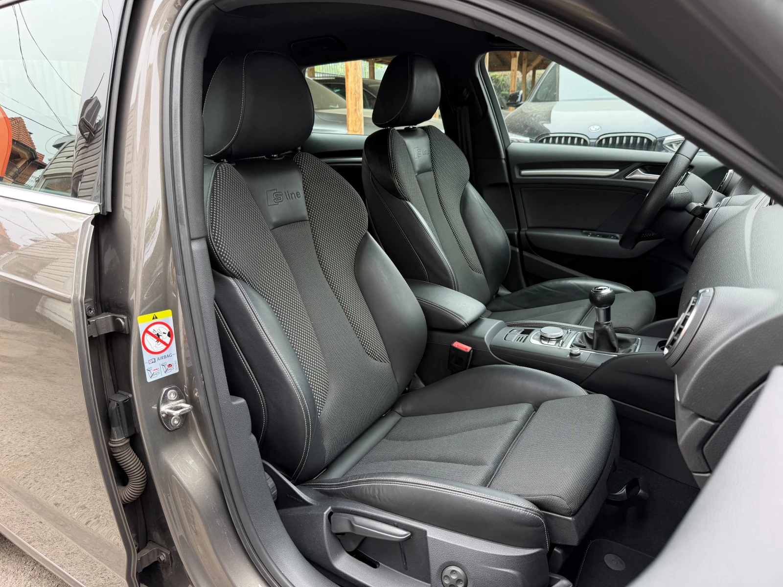 Audi A3 2.0TDI* СЕРВИЗНА КНИЖКА С ПЪЛНА ИСТОРИЯ, снимка 13 - Автомобили и джипове - 54484971