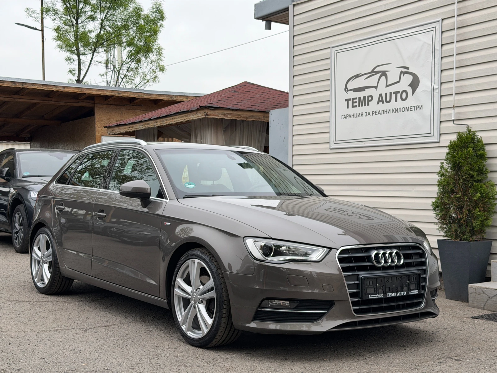 Audi A3 2.0TDI* СЕРВИЗНА КНИЖКА С ПЪЛНА ИСТОРИЯ, снимка 3 - Автомобили и джипове - 54484971
