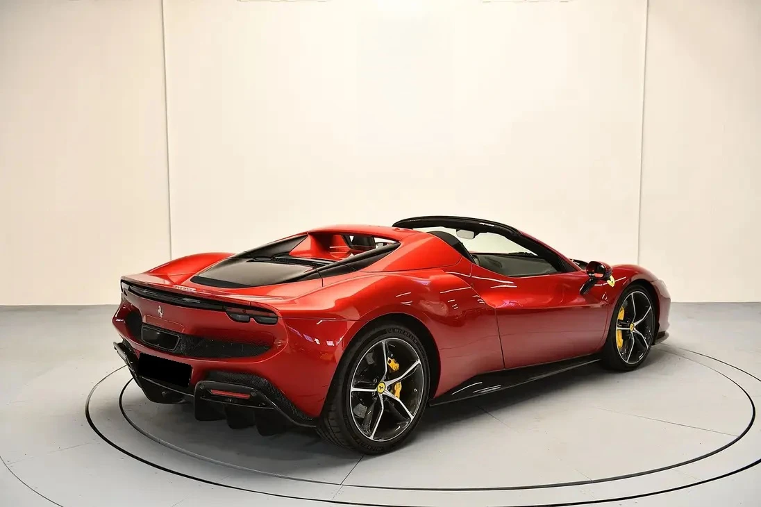 Ferrari 296 GTS, снимка 3 - Автомобили и джипове - 54749220