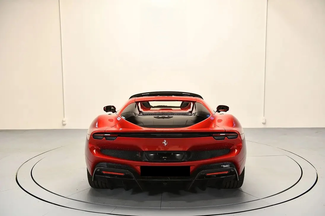 Ferrari 296 GTS, снимка 4 - Автомобили и джипове - 54749220