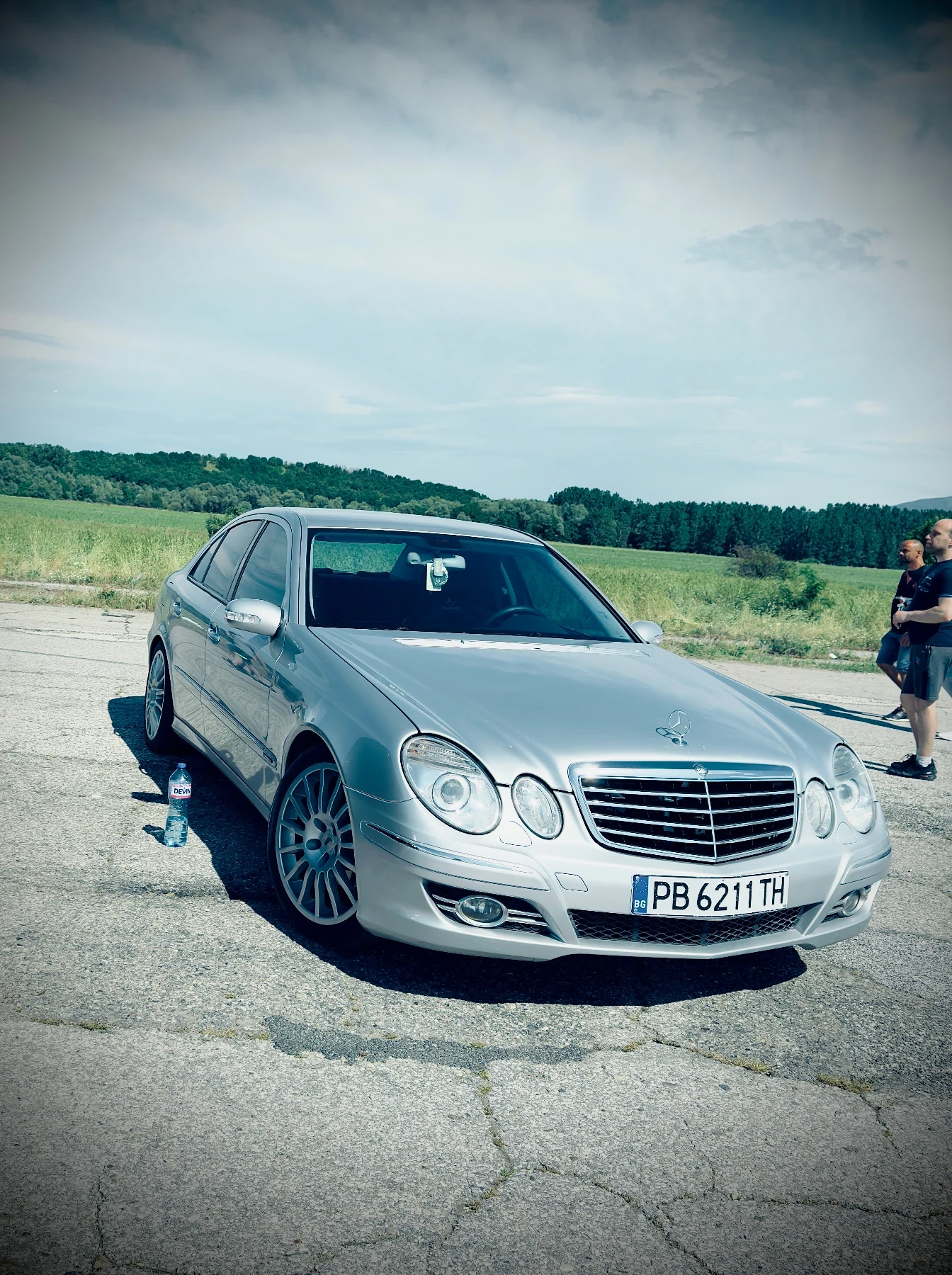 Mercedes-Benz E 270, снимка 3 - Автомобили и джипове - 54862571